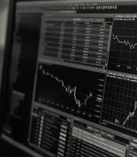 Dashboard visualising stock and share data for demand forecasting